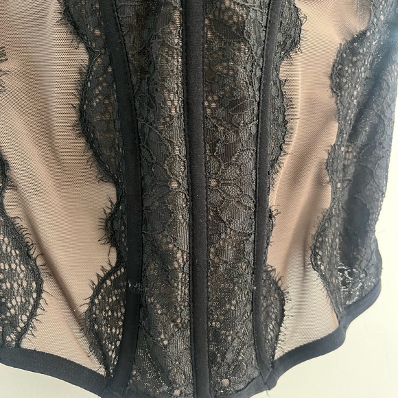 Urban Outfitters Out From Under Modern Love Corset - Picture 5 of 5